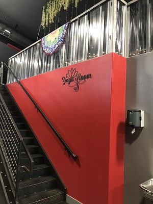 Virtual yoga room